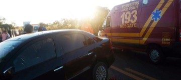 Seis feridos em colisão frontal na BR 365