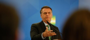 Bolsonaro defende fim de aulas em autoescola
