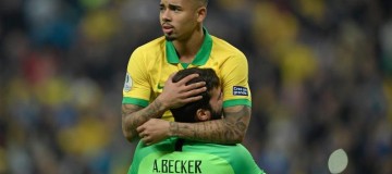 Brasil vence a Argentina por 2 a 0 e passa para final da Copa América