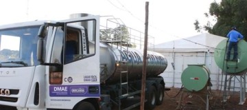 Dmae fornece água para barraca de apoio aos romeiros na BR-365
