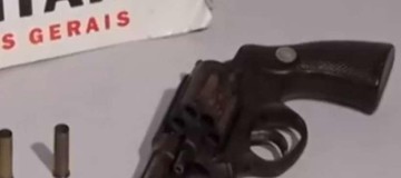 Homem mata três tios a tiros por discordar de partilha de herança em MG