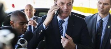 ''Qual é o problema?'', questiona Bolsonaro sobre nomeação de parentes