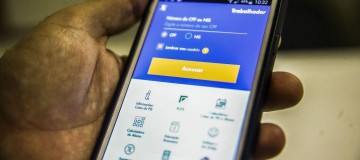 Com novos saques, aplicativo do FGTS lidera ranking em loja virtual