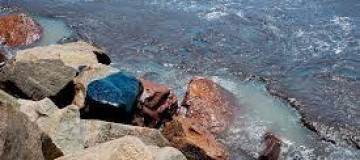 Óleo no mar