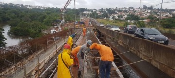 Ponte Cícero Naves recebe mais uma etapa de concretagem