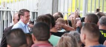 Reforma administrativa pretende revisar salários e número de carreiras