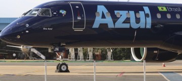 Azul anuncia suspensão de vários voos internacionais
