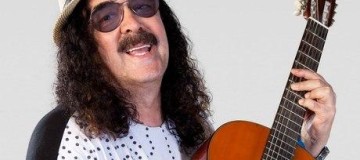 CANTOR E GUITARRISTA MORAES MOREIRA MORRE AOS 72 ANOS