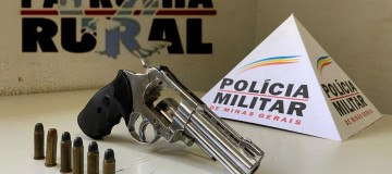Homem é preso com revólver na LMG-978, em Uberaba