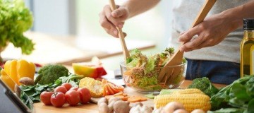Foi pra cozinha por causa da quarentena? Confira 10 dicas para economizar