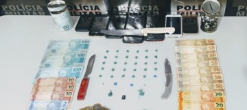 Rapaz com suspeita de Covid-19 é preso vendendo drogas em Santa Vitória
