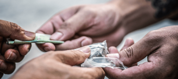 Trio de adolescentes é encontrado com drogas no Bairro Planalto