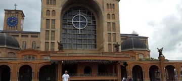 Santuário de Aparecida volta a receber fiéis após quatro meses fechado