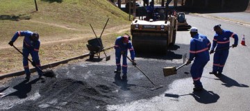 Recapeamento segue em avenidas do Jaraguá e Dona Zulmira