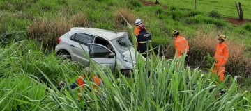 Motorista morre em batida entre dois carros BR-365 em Uberlândia