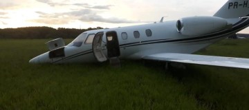Jato sai da pista em aeroporto de Uberlândia