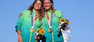 Martine Grael e Kahena Kunze conquistam a medalha de ouro na vela