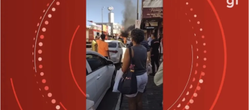 Carro pega fogo no centro de Uberlândia nesta quarta-feira (03/05)