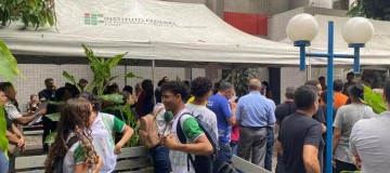 Ao menos 51 universidades federais e 79 institutos estão em greve