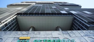 CVM abre processo para investigar comunicação da Petrobras