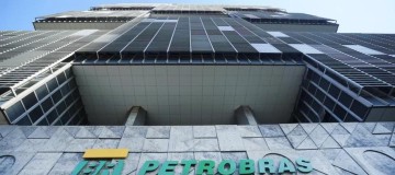 Petrobras tem lucro de R$ 23,7 bilhões no 1° trimestre, queda de 38%