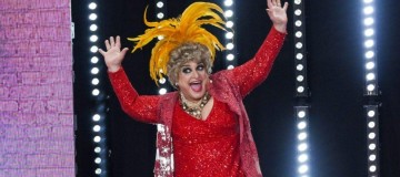Estrelado por Grace Gianoukas, “Nasci pra ser Dercy”, chega a Uberlândia