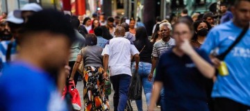 Brasil tem 212,5 milhões de habitantes, diz IBGE