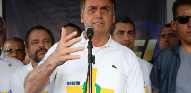 Bolsonaro: abro mão da reeleição se Brasil passar por reforma política