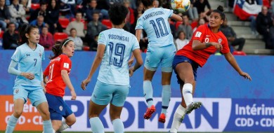 Chile derrota Tailândia, mas não consegue classificação