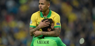 Brasil vence a Argentina por 2 a 0 e passa para final da Copa América