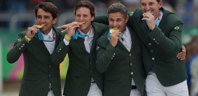 Brasil conquista ouro no lançamento de peso, tênis de mesa e hipismo