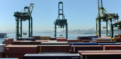 China suspende compra de produtos agrícolas dos Estados Unidos