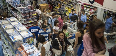 Comércio varejista cresce 0,1% em junho; acumulado no ano é 0,6%
