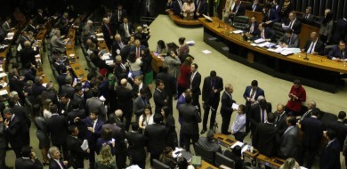 Previdência: Câmara começa a votar texto-base em 2º turno