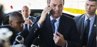 ''Qual é o problema?'', questiona Bolsonaro sobre nomeação de parentes