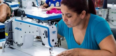 São Sebastião tem vagas para cursos gratuitos de moda e beleza