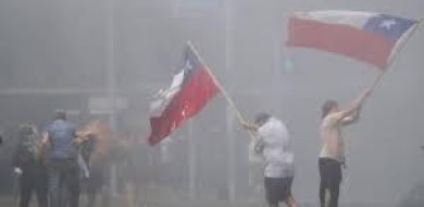 Chile convoca reservistas das Forças Armadas para conter manifestações