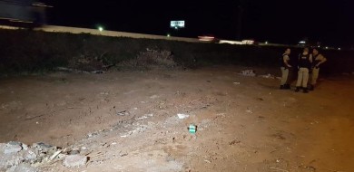 Corpo é encontrado dentro de saco em lixão no bairro Segismundo Pereira
