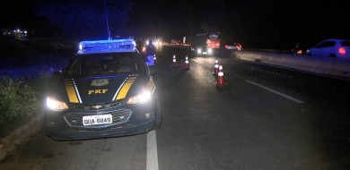 Engavetamento é registrado em rodovia dentro de Uberlândia