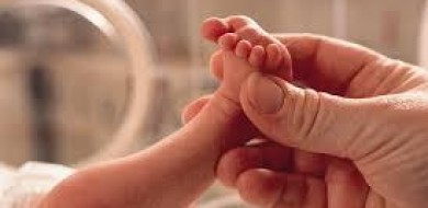 Fachin amplia licença-maternidade de mães de bebês prematuros