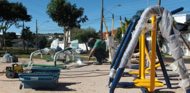 Prefeitura promove revitalização de praça no Vigilato Pereira