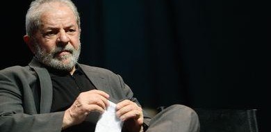 TRF4 mantém condenação de Lula no caso do sítio em Atibaia
