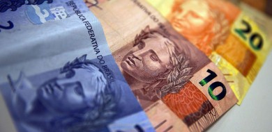 BC: economia brasileira deve ter forte queda no primeiro semestre