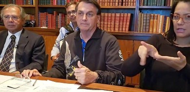 Bolsonaro: auxílio deve ter novas parcelas de R$ 500, R$ 400 e R$ 300