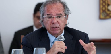 Guedes diz que retomará reformas após passar a situação emergencial