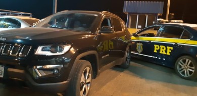 Homem de 36 anos é preso com carro clonado na BR-365