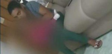 Adolescente é flagrada espancando filha de 7 meses