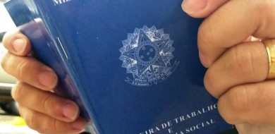 CDL Uberlândia divulga 35 vagas de emprego e estágio