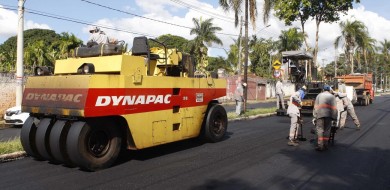 Prefeitura executa recapeamento em 260 km de vias