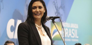 Primeira-dama testa positivo para covid-19